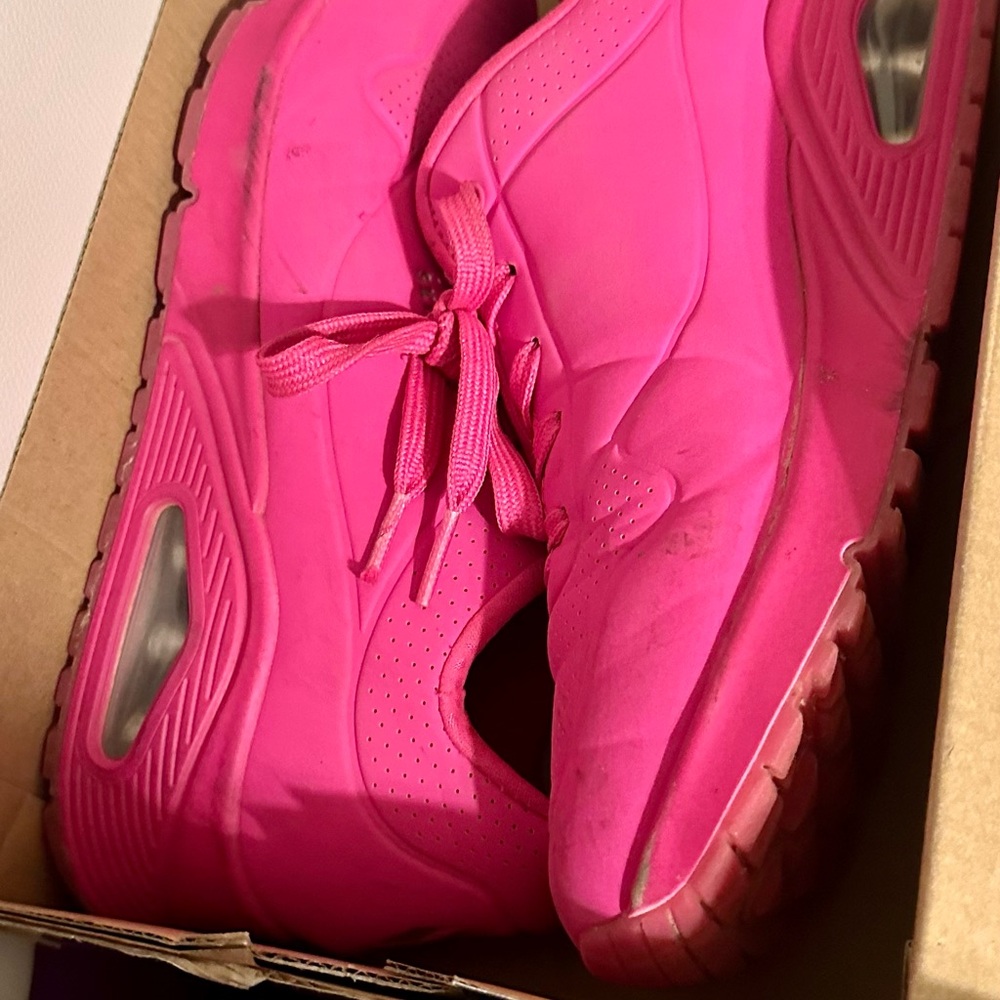 listing-status-banner